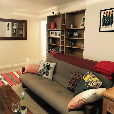 Cosy Garden Flat In Cotham, Near Gloucester Road 公寓 布里斯托
