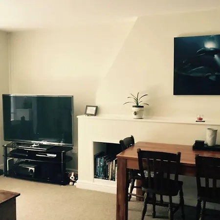 Cosy Garden Flat In Cotham, Near Gloucester Road * بريستول